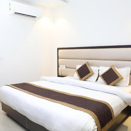 Hotel Avi Inn 암리차르 외부 사진